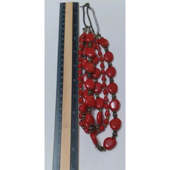 SAQ Necklace Red Three Strands Plastic Beads Light Bronze Chain And Spacers - Picture 7 of 7